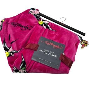 Ed Hardy Super Soft Plush Throw Blanket Pink Swallow Tattoo Design 50x70